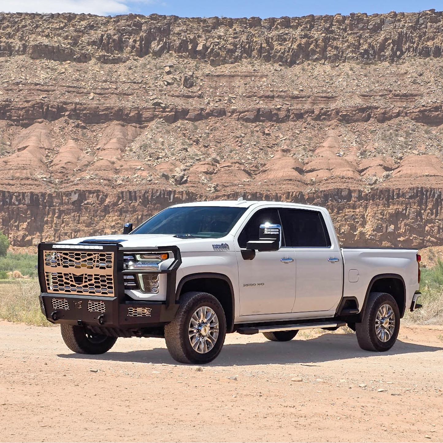Frontier Series 2020-2023 Chevy 2500/3500 Front Bumper - Full Guard Model