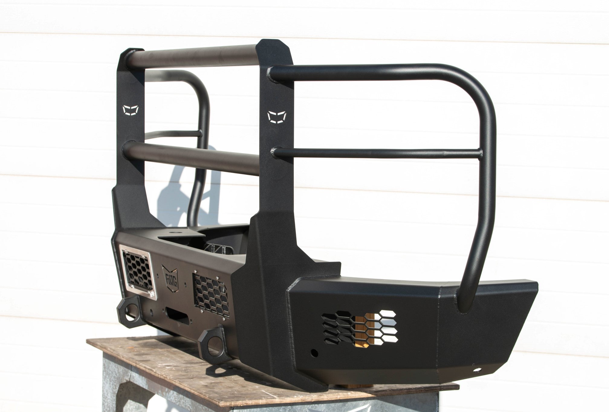 Frontier Series 2024+ Chevy 2500/3500 Front Bumper - Full Guard – Flog ...